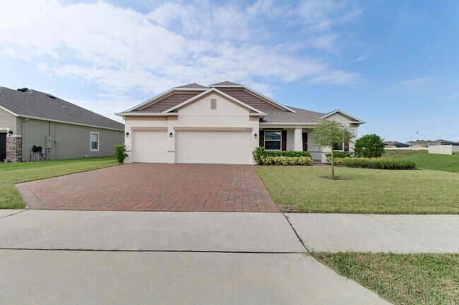2525 Carriage Pointe Loop