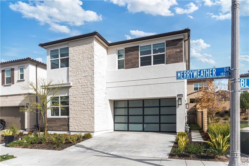 19292 Merryweather Dr in Santa Clarita, CA - Building Photo