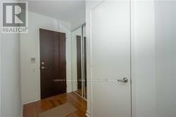 85-985 Bloor St E in Toronto, ON - Building Photo - Building Photo