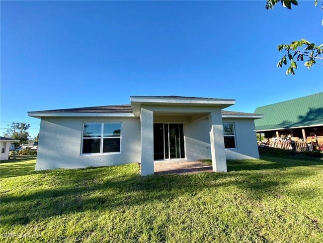 property at 19033 Bartow Blvd