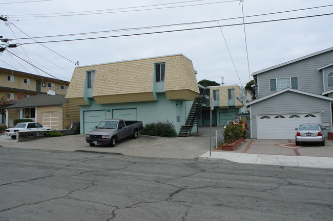 137 San Marco Ave in San Bruno, CA - Building Photo - Building Photo