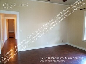 4311 V St-Unit -unit 2 in Sacramento, CA - Building Photo - Building Photo