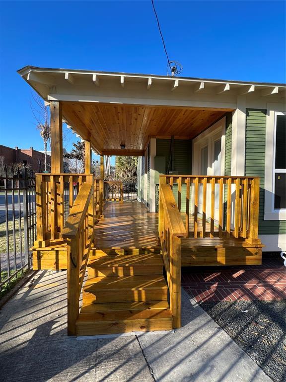 2626 Columbia St in Houston, TX - Building Photo - Building Photo