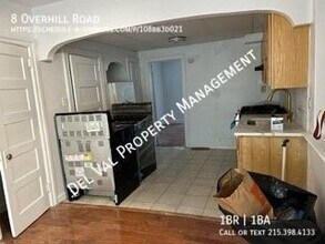8 Overhill Rd in Upper Darby, PA - Building Photo - Building Photo