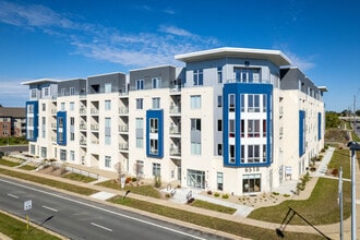 RI Apartments in Madison, WI - Foto de edificio - Building Photo