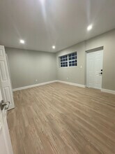 3095 W Flagler St in Miami, FL - Building Photo - Building Photo