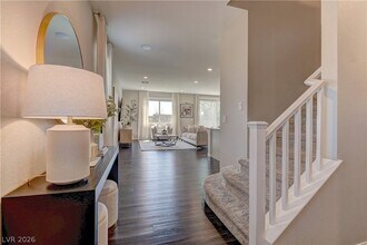 7705 Alder Forest St in Las Vegas, NV - Building Photo - Building Photo