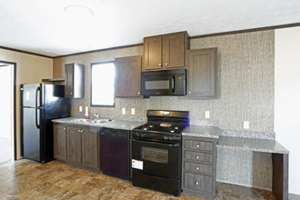 Woodhaven Place in Woodhaven, MI - Building Photo - Interior Photo