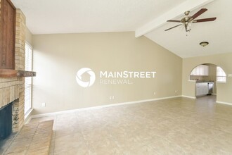 10183 Galesburg in San Antonio, TX - Foto de edificio - Building Photo