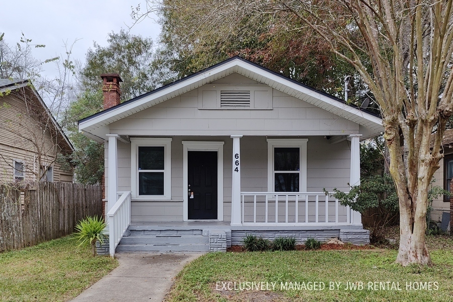 664 Bridal Ave in Jacksonville, FL - Building Photo