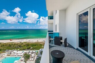 2301 Collins Ave, Unit 1618 in Miami Beach, FL - Building Photo - Building Photo