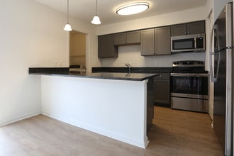 Westridge Gardens Luxury Rental Apartments in Phoenixville, PA - Building Photo - Interior Photo