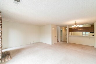 3158 Phoenix Ln in Alameda, CA - Building Photo - Building Photo
