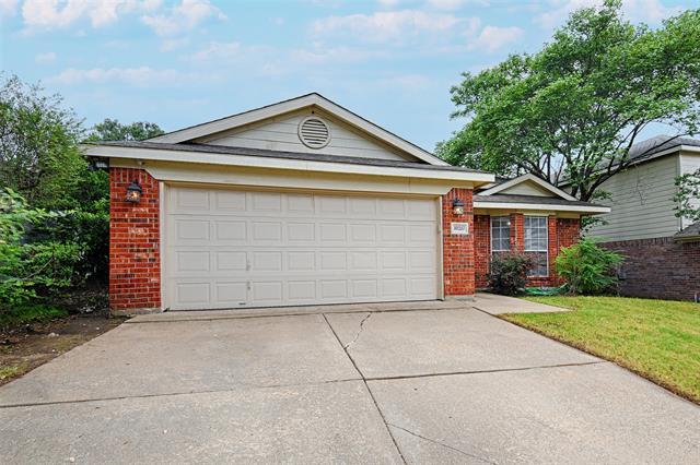 10257 Tustin Terrace in Fort Worth, TX - Building Photo - Building Photo