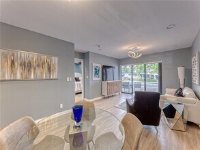 2713 NE 15th St in Fort Lauderdale, FL - Building Photo - Building Photo