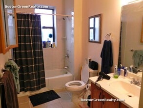 1458 Tremont St, Unit 4 in Boston, MA - Building Photo - Building Photo