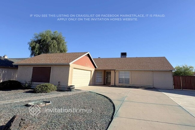 property at 7125 W Laurel Ln