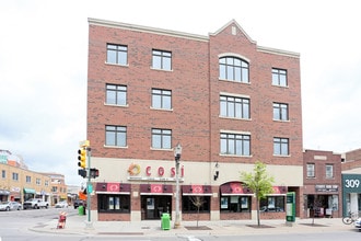 East Lansing City Center Condominiums in East Lansing, MI - Building Photo - Building Photo