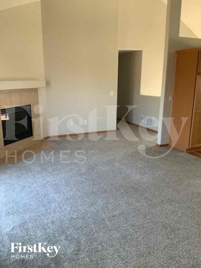 11425 N Farley Ave in Kansas City, MO - Building Photo - Building Photo