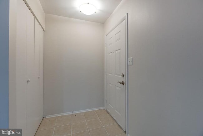 1727 Ascot Way in Reston, VA - Building Photo - Building Photo