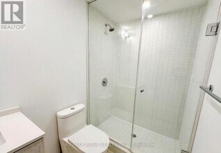 1 Jarvis St in Hamilton, ON - Building Photo - Building Photo