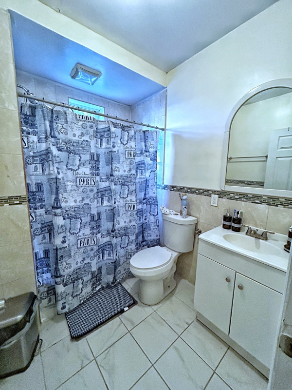 779 Lake St, Unit 2nd floor in Newark, NJ - Foto de edificio - Building Photo