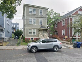 208 Banks St, Unit 2 in Cambridge, MA - Building Photo