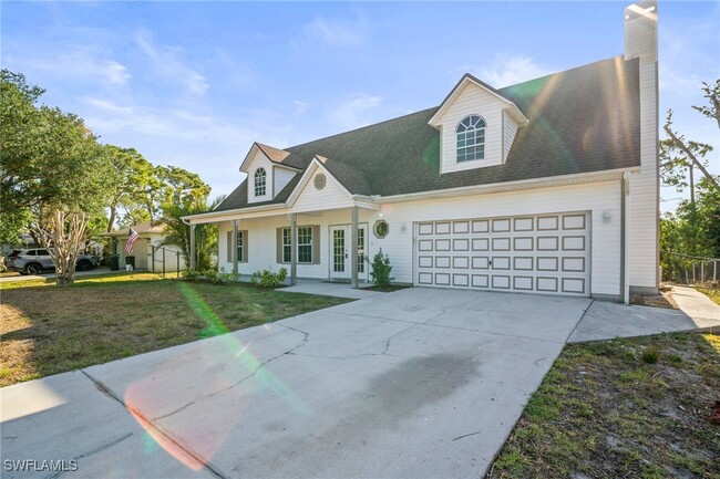 18413 Columbine Rd in Ft. Myers, FL - Building Photo - Building Photo