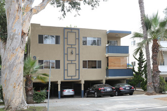 924 7th St in Santa Monica, CA - Building Photo - Primary Photo