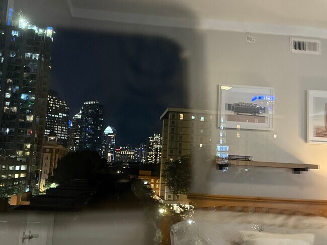 715 N Church St, Unit 601 in Charlotte, NC - Building Photo - Building Photo