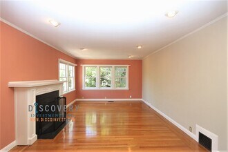 125 Ronada Ave in Piedmont, CA - Building Photo - Building Photo