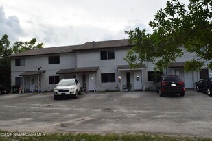 3512 Tree Ridge Ln NE in Palm Bay, FL - Building Photo