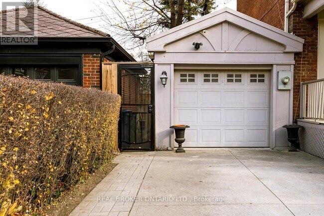 117 Jackman Ave in Toronto, ON - Building Photo - Building Photo