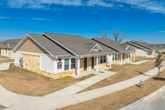 Legacy Square Apartments in San Marcos, TX - Building Photo - Building Photo