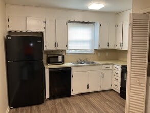 2704 Monza Trail in West Columbia, SC - Building Photo - Building Photo