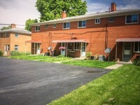 261 Broad Meadows Blvd, Unit 261 in Columbus, OH - Foto de edificio - Building Photo