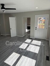 135 Regent St in Spartanburg, SC - Building Photo - Building Photo
