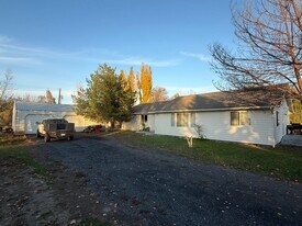 5639 Rd K NE in Moses Lake, WA - Building Photo