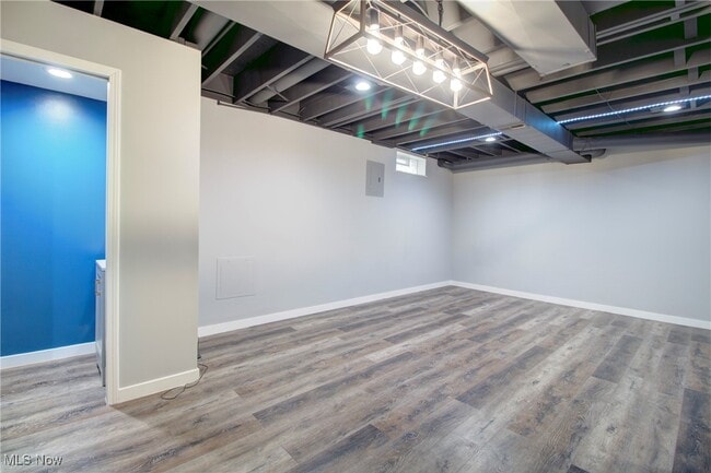 property at 2494 W 7th St