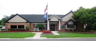 Novi Meadows Apartments