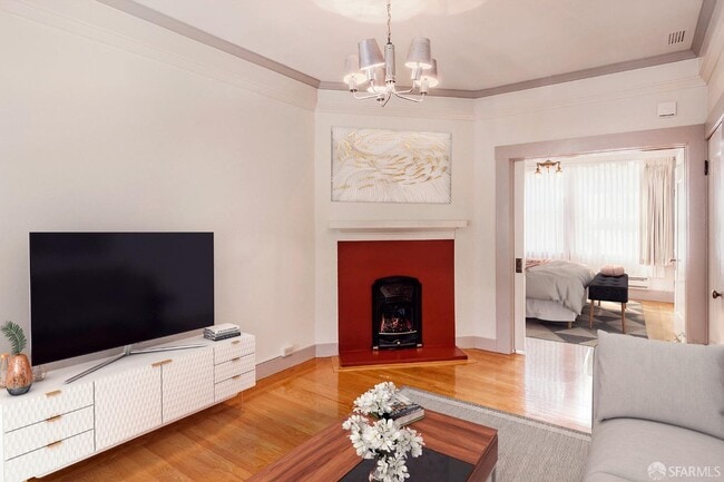 1463 Hyde St in San Francisco, CA - Foto de edificio - Building Photo