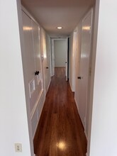 421 N Kenneth Rd in Burbank, CA - Building Photo - Building Photo