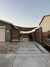 10200 Estacada Ave in Bakersfield, CA - Building Photo - Building Photo