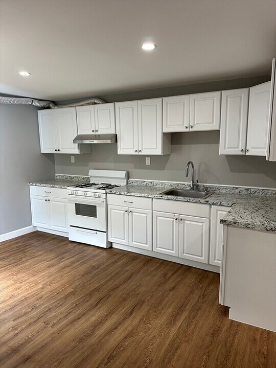 29 Mt Vernon St in Fitchburg, MA - Building Photo
