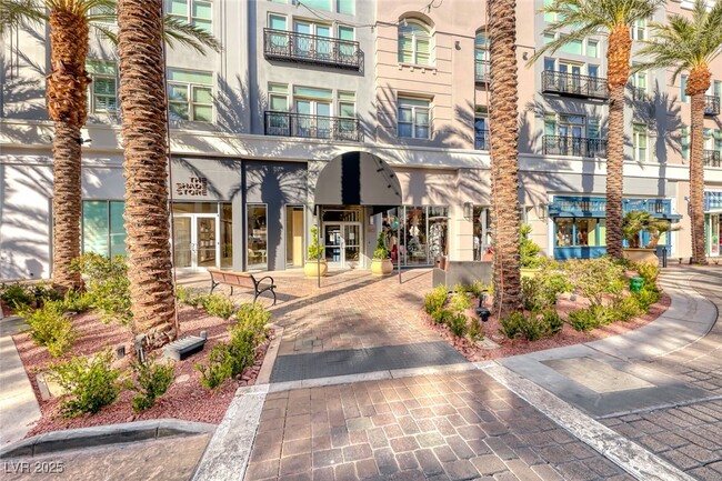 property at 2240 Village Walk Dr