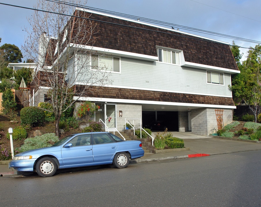 231 Union St in San Rafael, CA - Foto de edificio