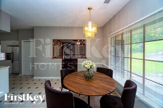 7115 Falls Hollow Cove in Memphis, TN - Foto de edificio - Building Photo