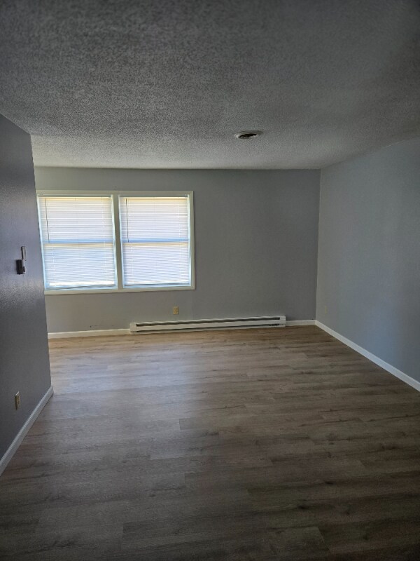 518 6th Ave in Round Lake, MN - Building Photo - Building Photo