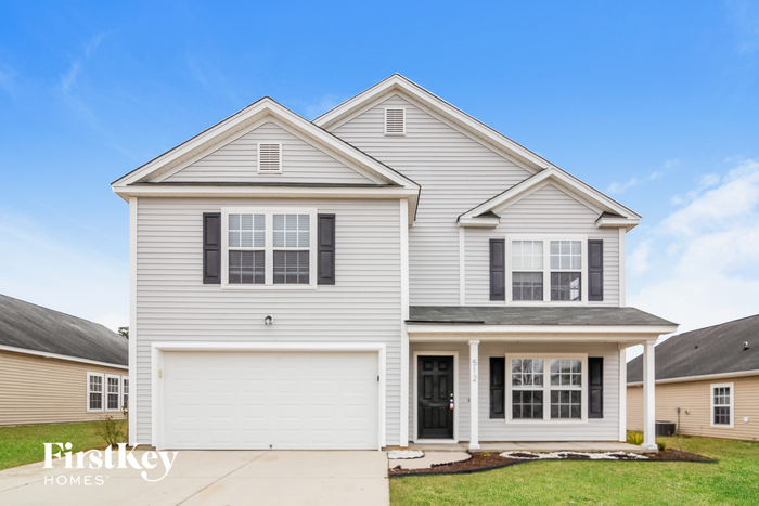512 Evening Shade Dr in Moncks Corner, SC - Building Photo
