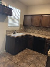 4719 Ryzona Dr in Bakersfield, CA - Building Photo - Building Photo